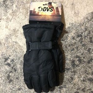 Warm black ski gloves